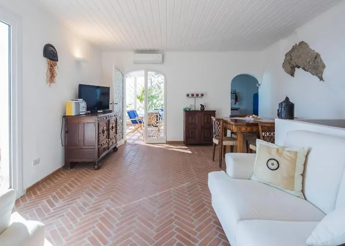 Appartement à 2 Chambres à Coucher